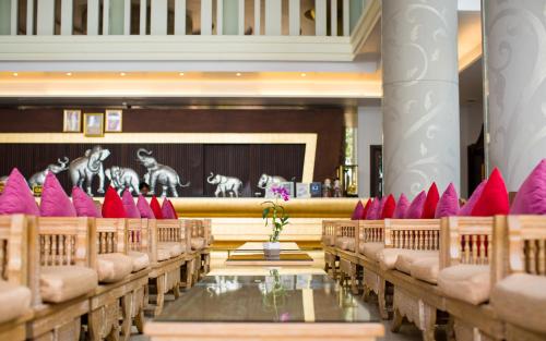 المرافق, Aiyara Grand Hotel in فرا تامناك هيل