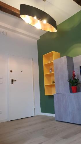 SNC1018 MODERN BOUTIQUE APARTMENT - image 7