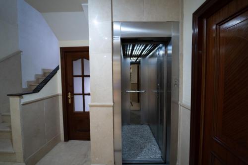 Larra Nervión Subway Tranvía, Sevilla (Foto 8)