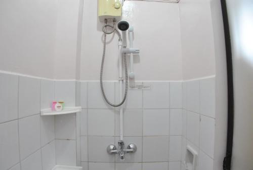 Surfside Boracay Resort Room Type - Economy Twin Room no view