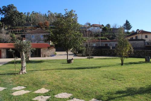 花園, 卡佩拉農家樂 (Casa da Capela) in 帕雷德斯德高拉