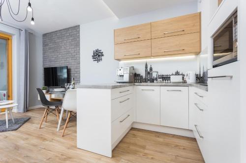 City of the Kings-Silver Apartment No 2- Lubelska 10, Cracovie (photo 10)