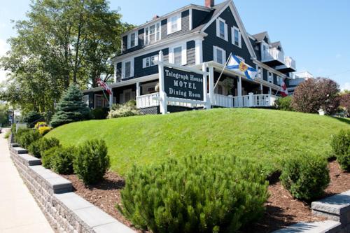 Telegraph House Motel - Accommodation - Baddeck