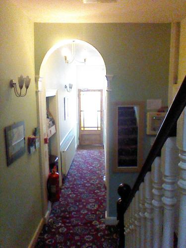 Зовнішній вигляд готелю, Mountbatten Hotel in Плімут