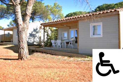 2 bedrooms, 4 beds