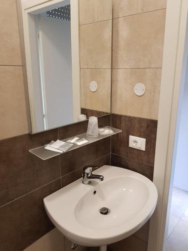 Single Room room in HOTEL CONDOR