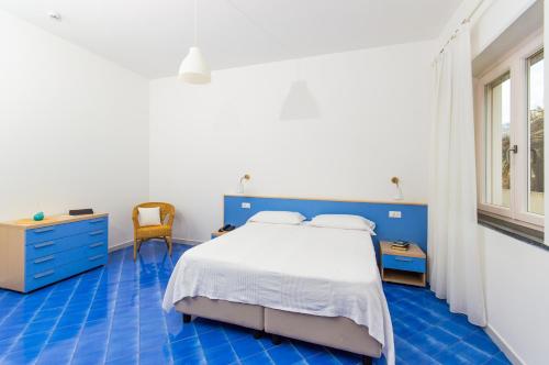 Residence Due Torri Room Type - Studio with Hill View