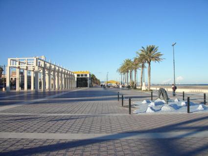 Holiday Apartments Malvarrosa Beach, Valence (photo 9)