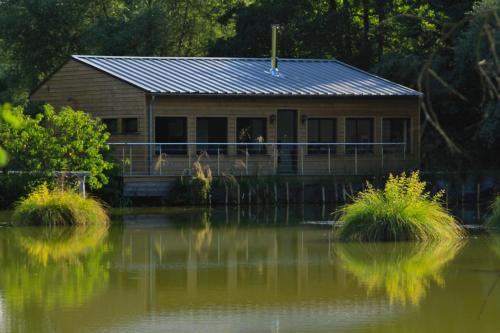 La cabane du pont du Douet - Location saisonnière - Mazières-de-Touraine