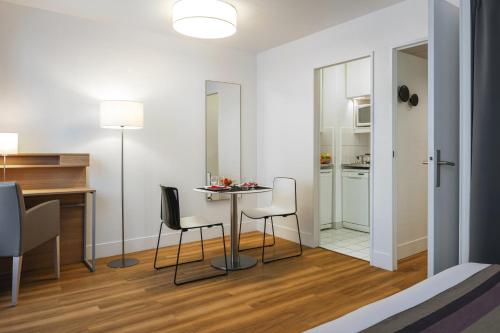 Citadines Bastille Marais Paris - image 12