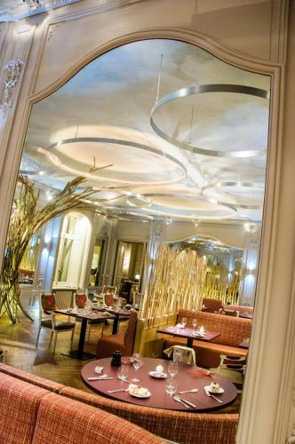 Hôtel L'Yeuse - Les Collectionneurs - image 4