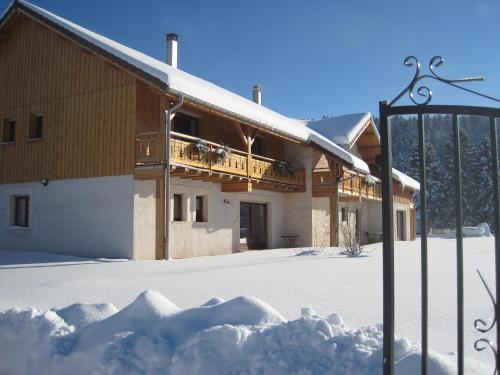 La Tour du Coq Dore in Granges-Narboz