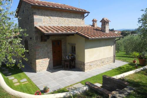  Castellina in Chianti Apartment Sleeps 2 Pool WiFi, Pension in Guazzino