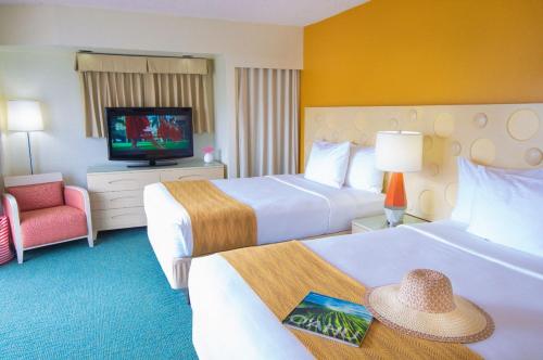 Coconut Waikiki Hotel - image 3