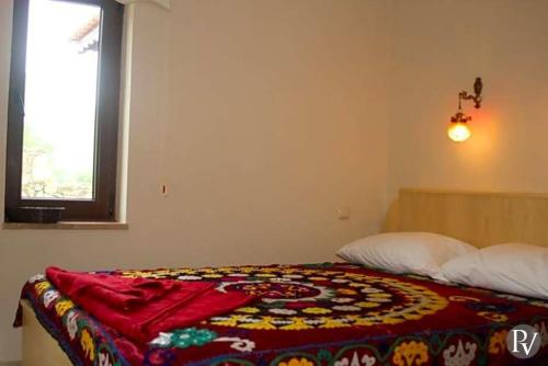  Gokbel Villa Sleeps 7 Pool Air Con WiFi in Boğazağzı