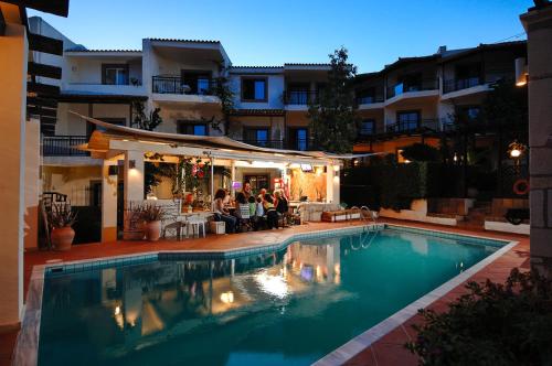 Swimming pool, Eva Mare Hotel & Suites - Adults only in Gazi