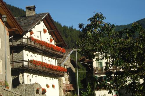  Affittacamere L'Abri, Pension in Étroubles