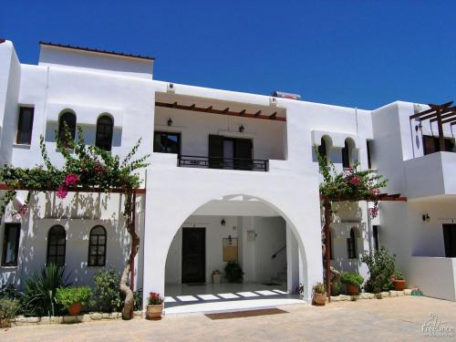  Aptera Apartment Sleeps 4 in 730 03 Áptera