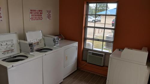 Motel 6 New Boston, TX - 편의 시설/서비스