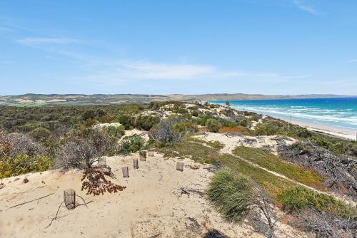 Casa Capri - Aldinga Beach - C21 SouthCoast Holidays