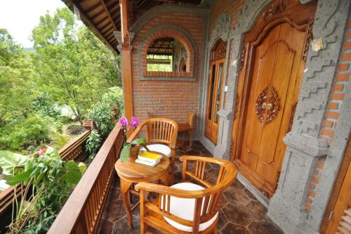 Balcony/terrace, Puri Lumbung Cottages, Restaurant & Spa, Munduk in Munduk
