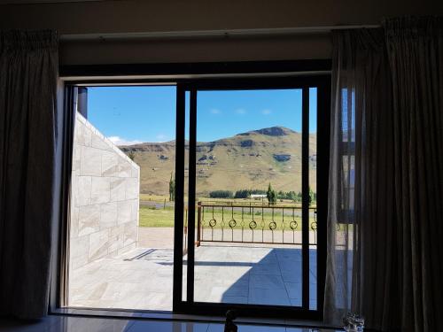 WILLOW MANOR Clarens