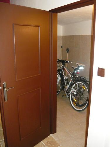 Facilities, Kotrba privat in Telc