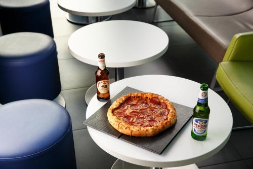 ibis budget Manchester Centre Pollard Street - main image