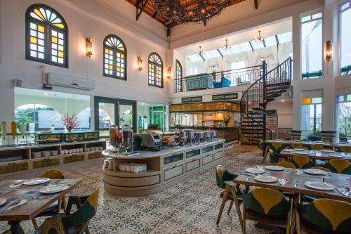 Ресторан, Supicha Pool Access Hotel in Pa klok