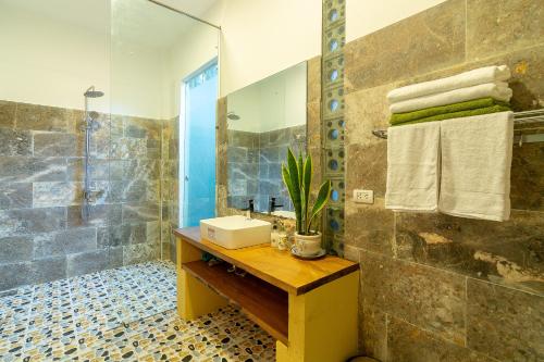 An Bang beach Ceramic house - image 2