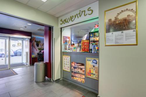 MEININGER Hotel Wien Downtown Sissi - image 5