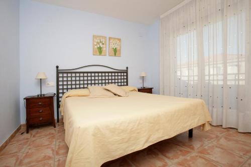 Rentalmar Verdi Adosados Ideally located in the El Casalot area, Rentalmar Verdi Adosados promises a relaxing and wonderful visit. The property features a wide range of facilities to make your stay a pleasant experience. Serv