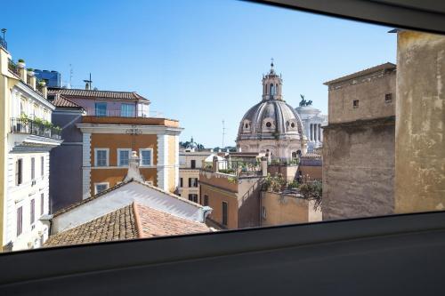 Rent in Rome - IV Novembre - image 2