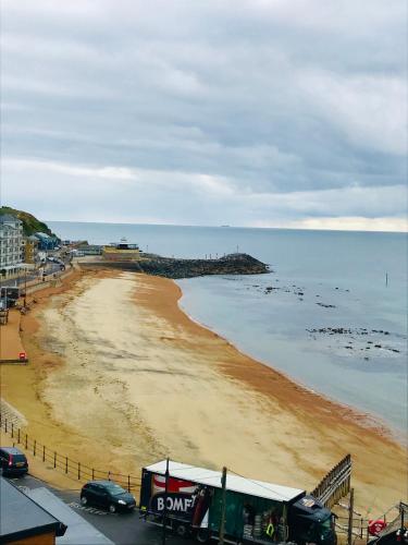 'Kaia' Beach Vista, Ventnor Beach