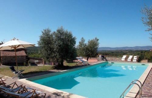  Montegabbione Apartment Sleeps 11, Pension in Montegabbione