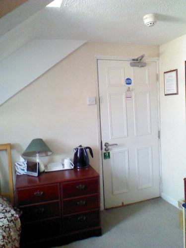 Mountbatten Hotel - image 7