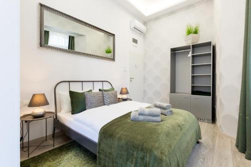 Silver Rooms by Staymood Holidays - image 2