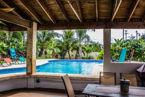 Úszómedence, Bella Noni B&B in Aguadilla