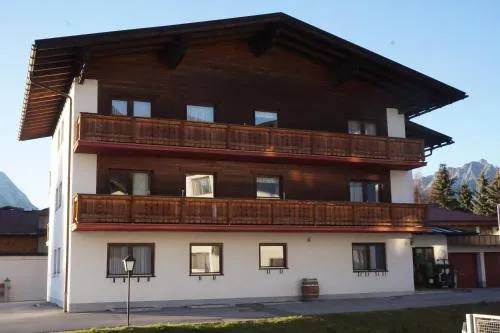 Appartmenthaus am Moosweg in Seefeld in Tirol, Österreich