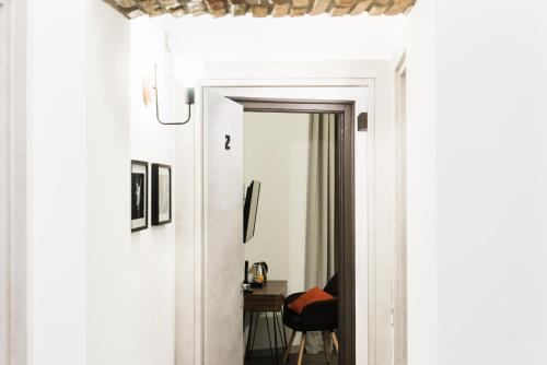 COLOSSEUM MUSIC DESIGN Guest House, Roma (foto 8)