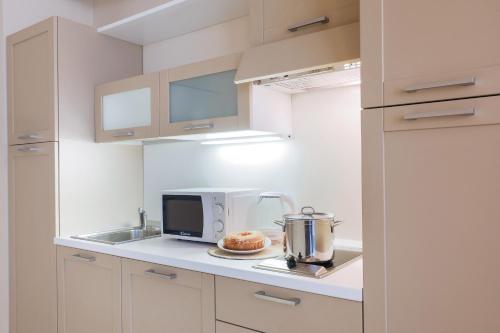 Adriano Residence - image 11