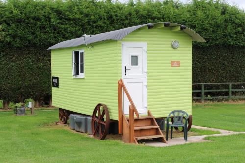 Family Shepherd Hut