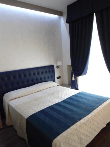 Hotel Continental - image 7