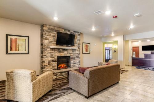 Cobblestone Hotel & Suites - Gering/Scottsbluff