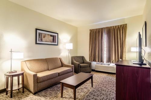 Cobblestone Hotel & Suites - Gering/Scottsbluff