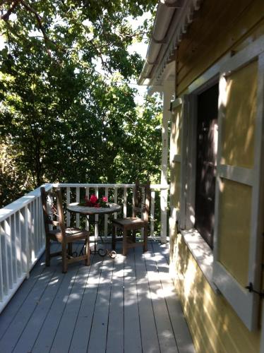 balcon/terasă, Treehouse Cottage in Five Islands