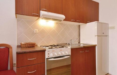Apartments with a parking space Mandre Pag - 12409 - image 5