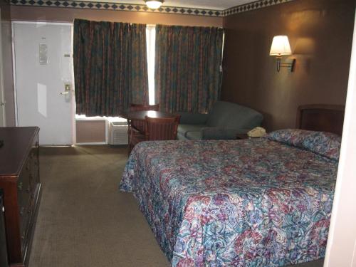 King Room - Non-Smoking