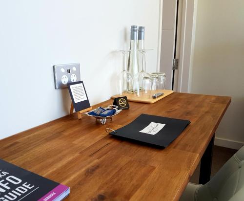 Copper Beech Wanaka - Luxury Accommodation — Photo 2