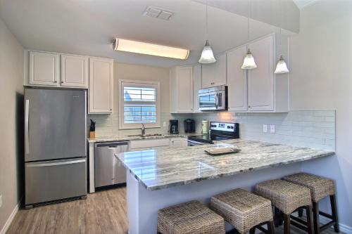 Sea-Esta BSC407 Condo - image 8